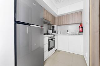 Modern Studio Near To Park - Dubai - 2
