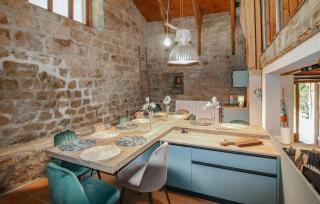 Lovely Home In Saint Etienne De Serre - Saint-Étienne-de-Serres - 5