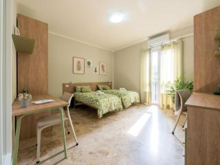 Lory House by Holiday World - Pavia - 3