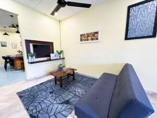 Bercham 81 Homestay - Ipoh - 0