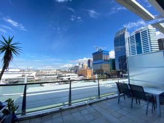 Seaview Waterfront Hotel Apt - Auckland - 9