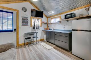 Iowa Tiny Cabin Near Pine Lake State Park - Steamboat Rock - 6