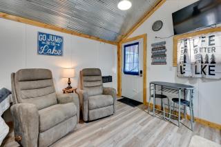 Iowa Tiny Cabin Near Pine Lake State Park - Steamboat Rock - 8