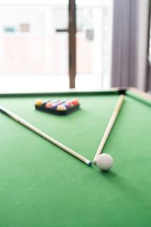 MIQ HK112 Huai Khwang 5BRHome pool table 16Px - 5