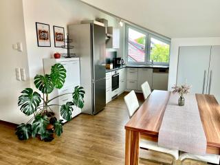 Wohlfühloase mit Alpenpanorama - 8