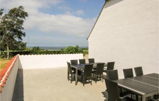 Five-Bedroom Holiday Home In Humble - Humble - 2