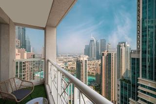Luxurious 1-Bed, 2-Bath with Burj Khalifa Views - Dubai - 1