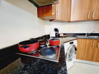 Aspire Tower-Nightlife Nest Juffair - 3