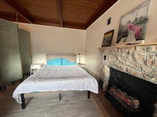 Large Studio LIGHT & VIEWS - Beautiful with Deck - Message Direct - 5