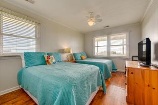 Home on Ocean Isle Beach with Catwalk and Deck - Ocean Isle Beach - 1