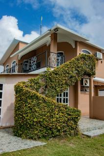 Nilaya Penthouse, 3BHK Luxury by Beaches, Nature Park, Caves, Golf, Snorkeling & Jacuzzi - Roches Noires - 0