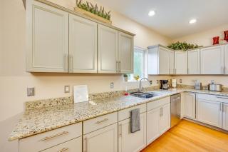 2 Mi to Dtwn Colorado Springs Home with Large Yard! - Colorado Springs - 1