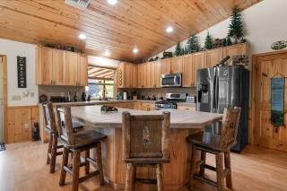 Sugarbear Cabin - Luxurious Log Cabin, Pet Friendly - Sugarloaf - 6