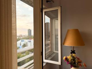 Cozy Apartment Near the Pyramid, Tirana Center - 2