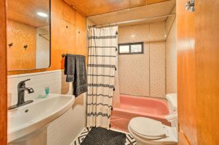 Hot Tub and Deck Waterfront Escape in Payson! - 4