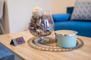 Central & Quiet 2BR with Free Private Parking - 3