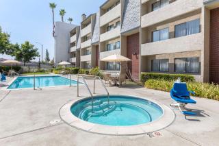 Best Western Plus West Covina Inn - West Covina - 3