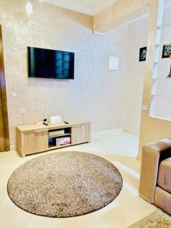 Chic Apartment, 10 min to Guiliz - 1