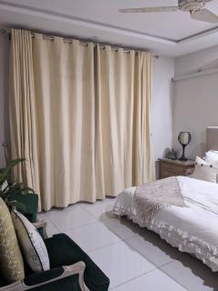 Modern Luxury 3 BHK, secure and peaceful - 5