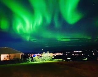 Stunning Townhouse by the lake - Reykjavik - 1