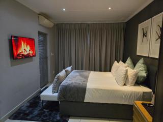 Sandton City Luxury Apartment - Johannesburg - 6