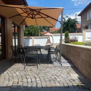 Stella Guesthouse - 8