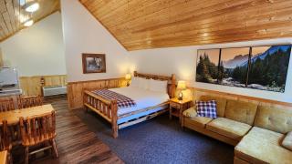 Beargrass Lodging & RV Resort - Hungry Horse - 8