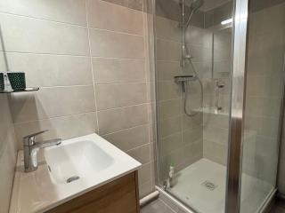 Appartement cosy 4 pers, proche ski, parking, balcon - FR-1-737-89 - 3