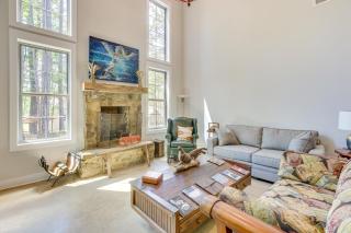 Charming Eclectic Vacation Rental with Beach Access! - Eclectic - 7