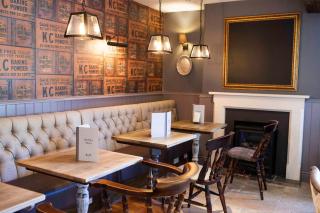 White Rabbit by Chef & Brewer Collection - Lyndhurst - 8