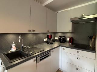 Appartement cosy 4 pers, proche ski, parking, balcon - FR-1-737-89 - 2