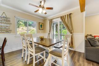 Walk to Donner Lake Truckee Cabin with Private Deck - 9