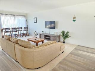 Panayil BeachHouse ! Stunning Ocean Views! - Port MacDonnell - 1
