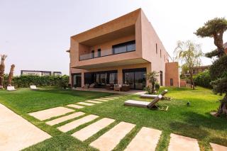 Modern 4BR Villa Golf View in Amelkis Marrakech - 0