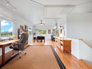 Central Oceanview Modern Cozy 3 Bed House - Kailua-Kona - 2