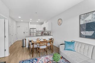 Luxury Living in Jersey City Only Steps Away from Manhattan - Jersey City - 8