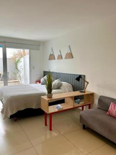 Penguins Flats 5 - 9