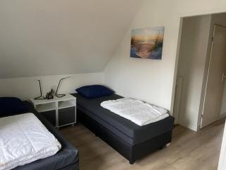 Holiday Home in Schoneveld with Pet-Friendly Garden - Breskens - 1