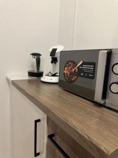 Luxus 2 Zimmer Apartment mit Stellplatz und Balkon - 9