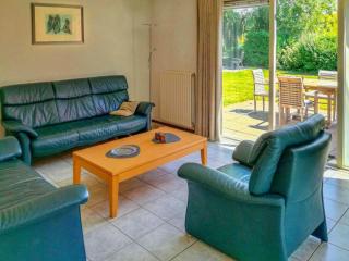 Bungalow in Breskens near Waterfront Beach - 9