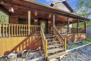 The cozy cabin get away with hot tub - Blue Ridge - 7