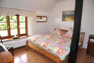 Altes Landhaus Oste, 10 Personen Familienhaus, 200 qm, 3 separate Appartements, 6 Zimmer 3 Badezimmer, 3 Küchen , 3 Kaminöfen Langzeitmieter willkommen - Hemmoor - 2
