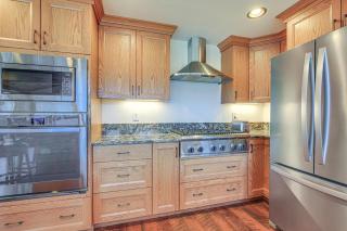 Home with Mtn Views and Hot Tub in Stevenson! - Stevenson - 2