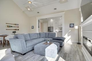 Steps to Beach Modern Gulfport Getaway! - 5