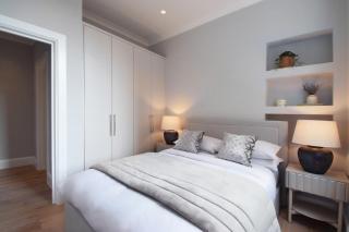 A Comfort Apartments - London - 6