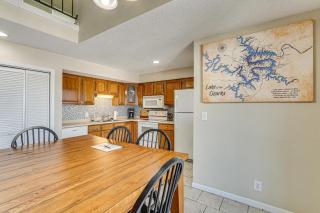 Lake-View Condo in Osage Beach Walk to Boat Ramp - Osage Beach - 2