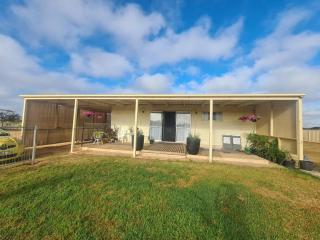 White Cliff Farm House - Mildura - 0
