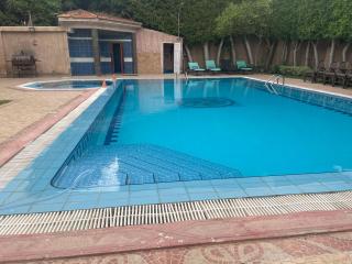 Al Fardous Luxury Vacation Home - 8