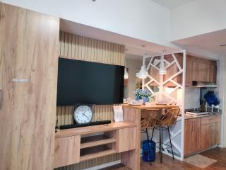 Pool View Condo 333B at Amani Grand Resort near Mactan Cebu Airport - Pusok - 5