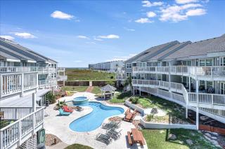 Surf Station MIBC204 - Mustang Beach - 0
